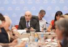 Privatización de Aerolíneas: el gobierno logró dictamen, con aporte clave del bloque que preside De Loredo