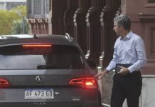 El préstamo de Basilea que negocia Caputo tensiona la negociación con el FMI