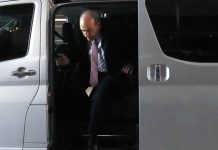 Francos anunció una inversión de YPF y le dio un argumento clave a los fondos buitres para embargar