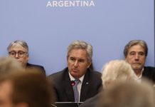 Quirno aseguró que Milei achicó la deuda en más de USD 46.000 millones