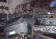 Manejaba alcoholizado y estrelló su auto contra una fiambrería en Chacarita: debe casi $500 mil en multas