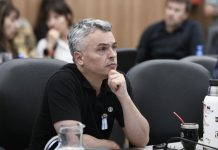 Esteban Paulón: «No sabemos si Caputo es parte del triángulo de hierro o es un fantasma»