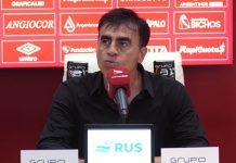 Qué dijo Gustavo Quinteros luego del empate sobre la hora que sufrió Vélez ante Argentinos