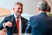 Concejo Deliberante: Javier Pretto logra buena sintonía entre los bloques en el recinto y contrasta con Myrian Prunotto en la Legislatura